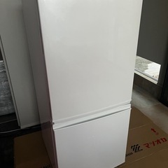 SHARP 冷蔵庫　の画像