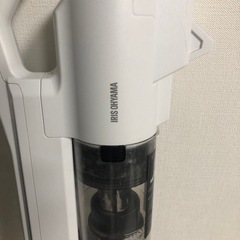 アイリスオーヤマ　掃除機の画像
