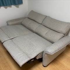 ニトリ　電動ソファ　3人掛け
の画像