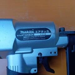マキタ　エアタッカ　４ｍｍ　ＡＴ４２５ＢＺＫの画像