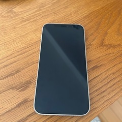 iPhone１２64GBの画像