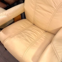 【武蔵小山店】 EKORNES エコーネス オットマン付き ストレスレスチェア　本革　レザー 1人掛け　ソファ イエロー系 ベージュ系 コンサル　consul CONSUL コンシェル　paloma の画像