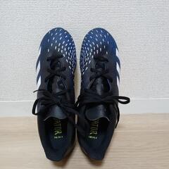 アディダス　プレデターの画像