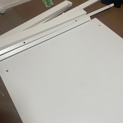 IKEA テーブルの画像
