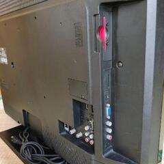 32インチ  2011年製 液晶テレビ 動作OK リモコン アンテナケーブルの画像