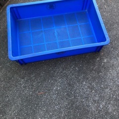 プラスチックの箱の画像