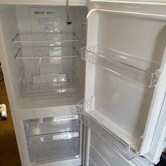 7月中旬購入　短期間使用　山善冷蔵庫　139L 2ドア冷蔵庫ファン式 MFR-F140(W)の画像