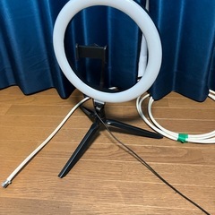 リングスタンドライトの画像