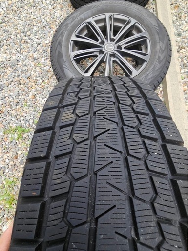 スタッドレスYOKOHAMA iceGUARD iG60  225/65 R17 17インチスタッドレスタイヤホイール4本セット　