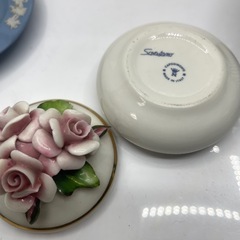 ウェッジウッド　灰皿　Savastano サヴァスターノ  薔薇蓋　NARUMI　花瓶　額　まとめの画像