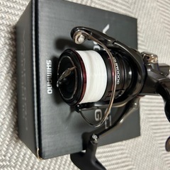 ②シマノ　ヴァンフォード3000MHGの画像