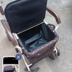 おばーちゃん等が使う押し車の画像