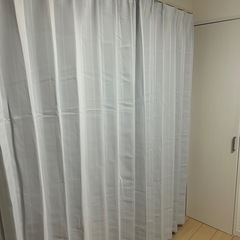 新品カーテンとレース　　
の画像