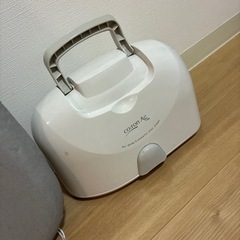 アイロンとアイロン台セットの画像