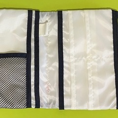 新品未使用】花柄コンパクトジップ マタニティ 旅行 病院カード入ガジェットポーチの画像