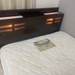 【急募】シングルベッド（マットレス付き）の画像