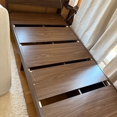 【再募集】コイルマットレス付きシングルベッド（カラー:ウォールナット）【再募集…取引中の方が連絡取れなくなってしまった為】の画像