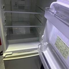 シャープ2011年式冷蔵庫の画像