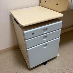 学習机 チェスト 2点セットの画像