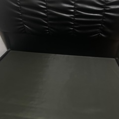 ベッドフレームの画像