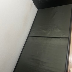 ベッドフレームの画像