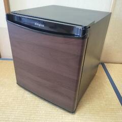 ☑︎ご成約済み■特価■2023年製■simplus 1ドア冷蔵庫 45L 霜取り機能付 SP-47L1-WD 木目調 ダークウッドの画像