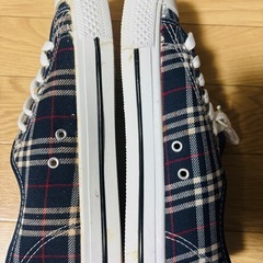 チェック柄スニーカー　未使用品の画像