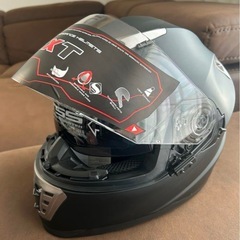 ヘルメットの画像