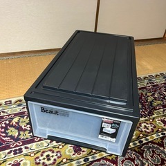 【受け渡し決定】収納ケース　大小２個の画像