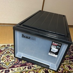 【受け渡し決定】収納ケース　大小２個の画像
