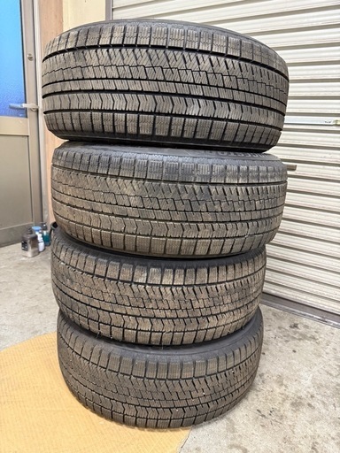 ブリザックVRX2　18インチスタッドレス