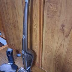 掃除機　スティック式　Electrolux　動作品の画像