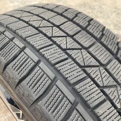 本日掲載最終日‼️225/45R18 高年式 東北6県無料配送対応‼️爆安‼️最終値下げ‼️①超超超バリ溝❗❗ アルミ付き タイヤ !!　冬　タイヤの画像