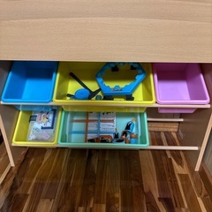 【取引中】【7月末まで‼️】おもちゃ棚、5段引き出し　2点セットの画像