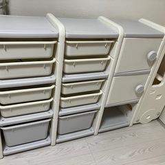 おもちゃ棚　トラック　車　トイラックの画像