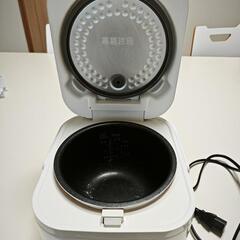 炊飯器の画像