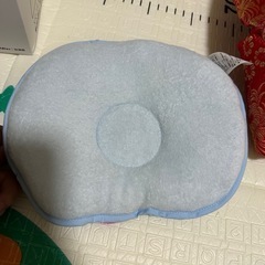 ベビー服70cm＋枕
の画像