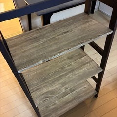４段ラックの画像