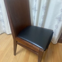 【ニトリ】木製デスク，椅子の画像