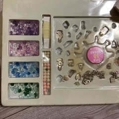 自分でアレンジ🔴ネックレス、ブレスレット、バングの画像