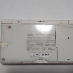 任天堂　DS　lite　本体　充電コード付きの画像