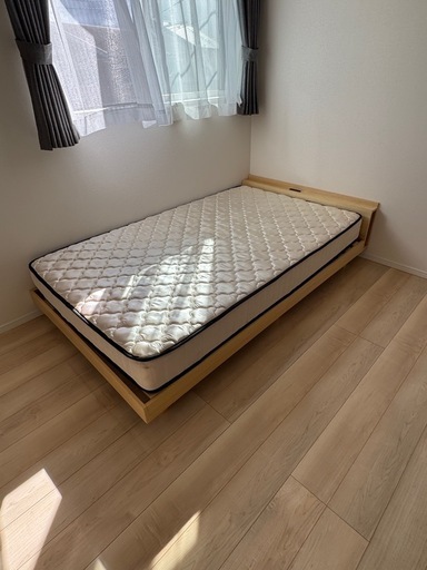 ✴︎セミダブルベット(超美品)(中古) 背もたれコンセント付き✴︎