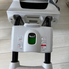 回転式チャイルドシートの画像