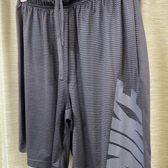 Nike ナイキ　Dri-Fit ショートパンツ グレー　サイズLの画像