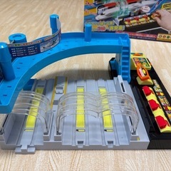 美品！プラレール　ピカっとシグナル　GoGo発車ステーションの画像