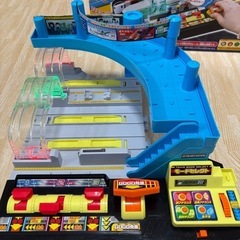 美品！プラレール　ピカっとシグナル　GoGo発車ステーションの画像