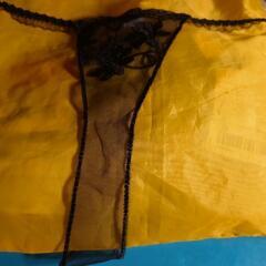 女性用のスケスケショーツの画像
