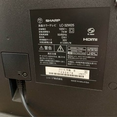 32型テレビ（AQUOS LC-32W25）の画像