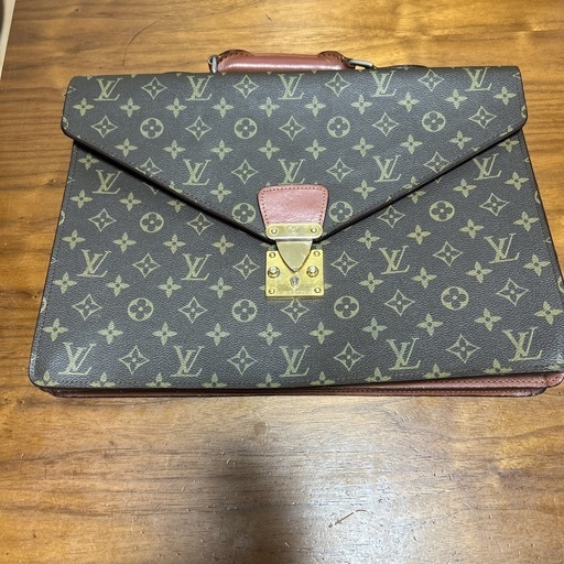 ビジネスバック