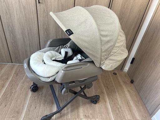 お引き取り中※【美品】 ネムリラ オートスイング 電動 ハイローチェア